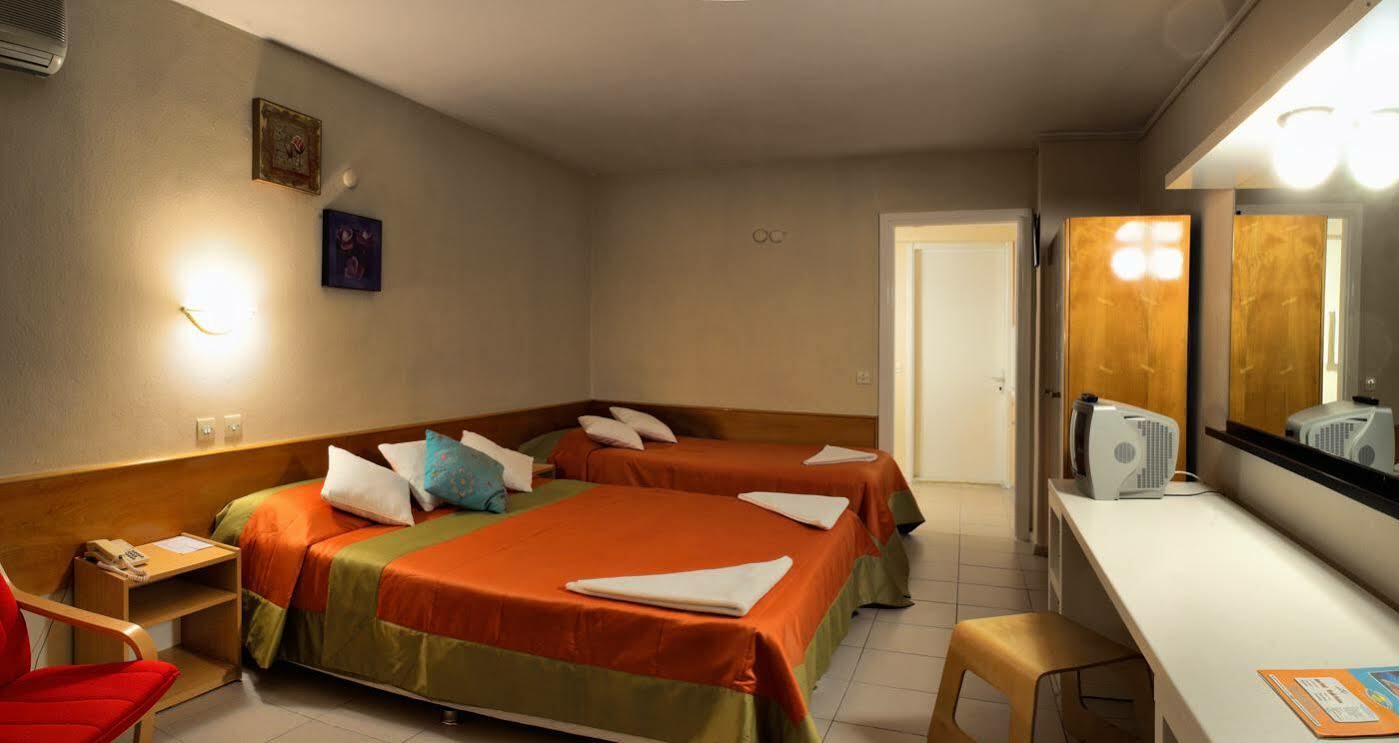 קוסדסי Hotel Golden Gate מראה חיצוני תמונה